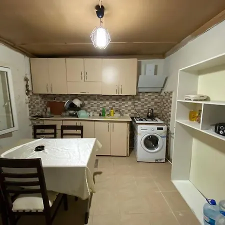 4+1 Bahceli 2 Katli Mustakil Ev Villa Lapseki