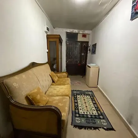 Villa 4+1 Bahceli 2 Katli Mustakil Ev *